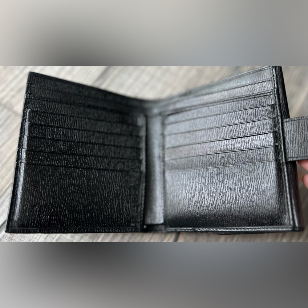 Gucci Black Interlocking G Logo Wallet. - Picture 8 of 13